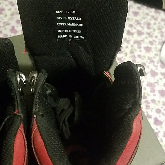 Shoes - Picture 4 of 4